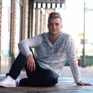 Meet your Posher, Blake